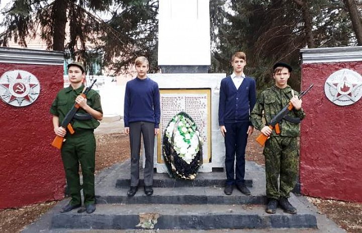 Линейка, посвященная 76 годовщине освобождения Лабинского района